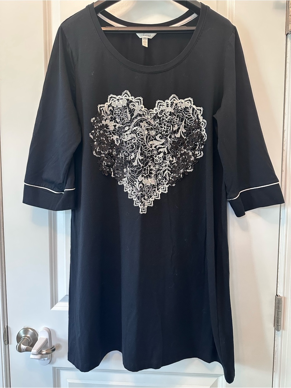 Soma Black White Romantic Pajama Sleepshirt Nightgown with Lace Heart Size XL